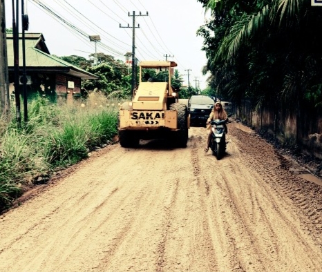 Perbaikan Jalan Bangau Sakti Masuk Tahap Pemerataan, Segera Diaspal