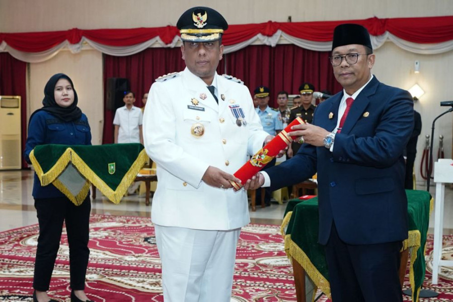 Sah, Roni Rakhmat Gantikan Risnandar Mahiwa sebagai Pj Walikota Pekanbaru