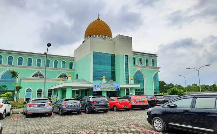 Ratusan THL RSD Madani Pekanbaru Menunggu Kepastian Perpanjang Kontrak