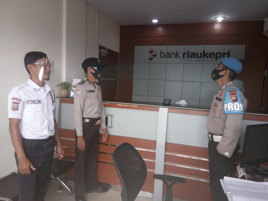 Polsek Teluk Meranti Patroli dan Sosialisasi AKB