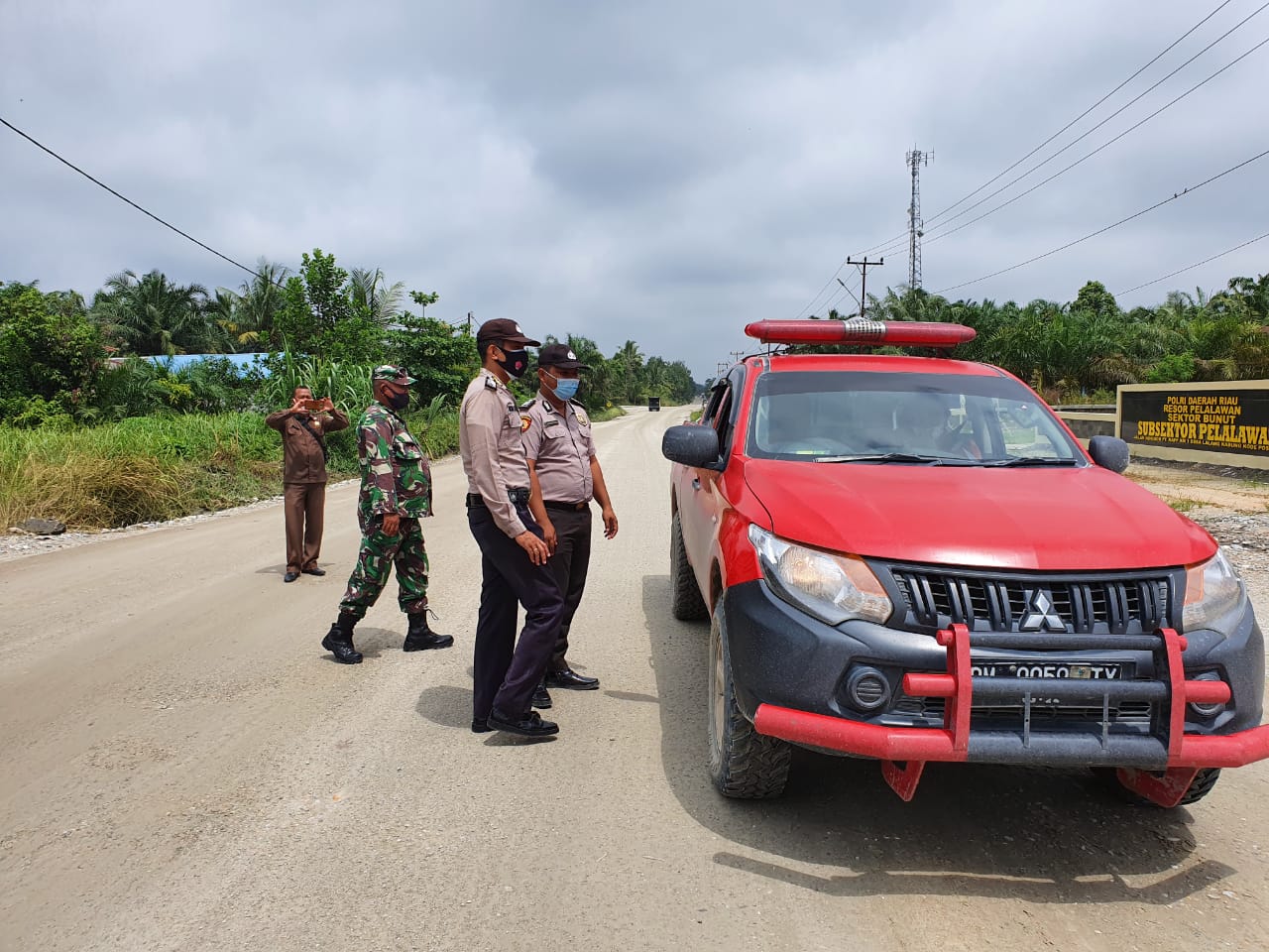 Polsubsektor Pelalawan Laksanakan Sosialisasi AKB di Koridor PT RAPP