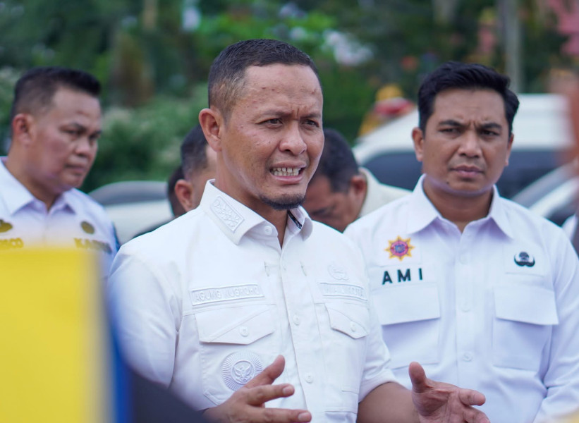 Pemko Pekanbaru Terus Salurkan Bantuan untuk Korban Banjir, Pengungsi Mulai Berkurang