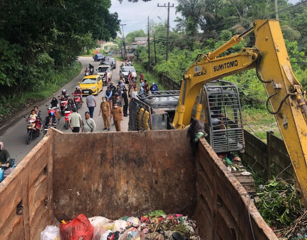 Pemko Pekanbaru Klaim 80 Persen Sampah Sudah Terangkut
