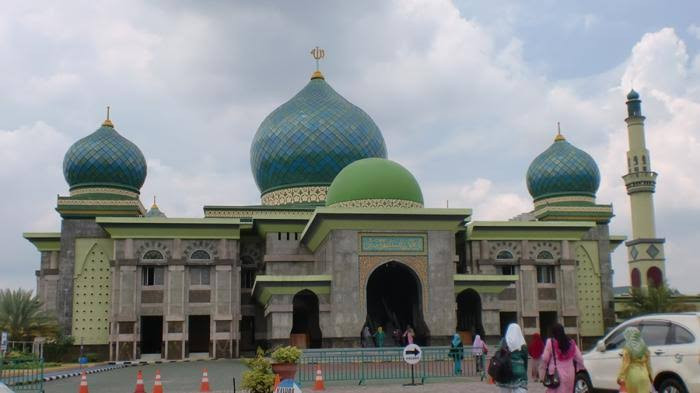Tiga Lembaga Salurkan Rp90 Juta untuk Kegiatan Ramadhan di Masjid Raya Annur