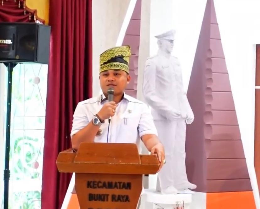 Camat Tengku Ardi Pimpin Penilaian Evaluasi Kinerja Kecamatan Bukitraya Tahun 2023