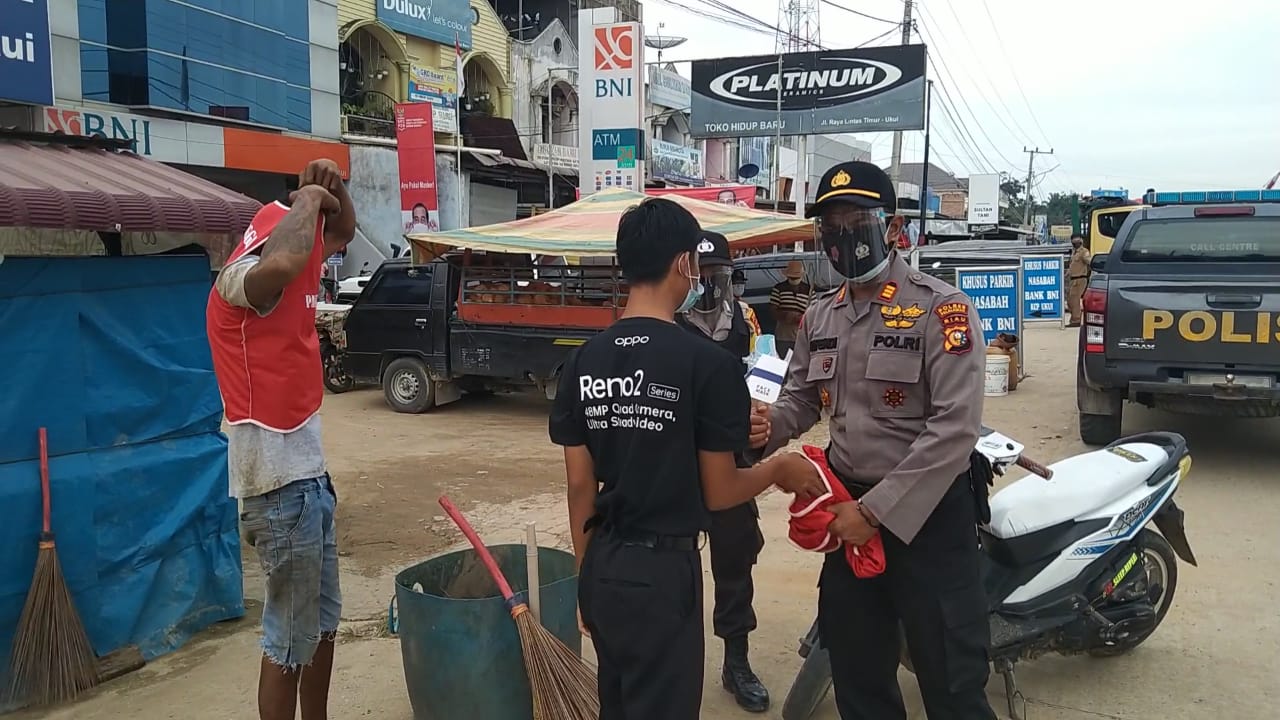 Kapolsek Ukui Pimpin Operasi Yustisi Tingkat Kecamatan di Kelurahan Ukui