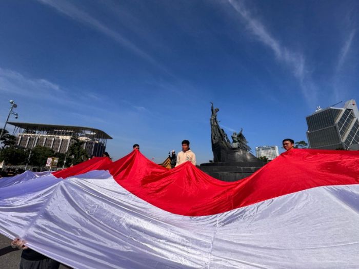 Bendera Merah Putih Berkibar, Pemuda Riau Nyatakan Siap Membangun Bangsa