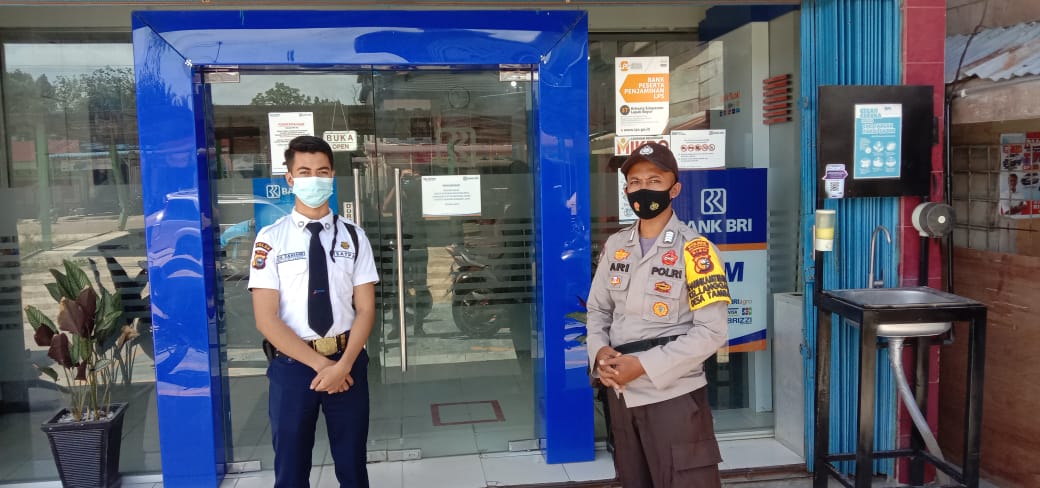 Antisipasi Aksi C3 Sekaligus Sosialisasikan Prokes, Polsek Langgam Giatkan Patroli
