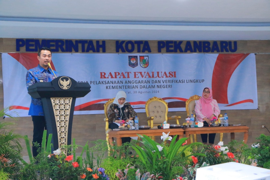 Pekanbaru Jadi Tuan Rumah Rapat Evaluasi Kinerja Kemendagri