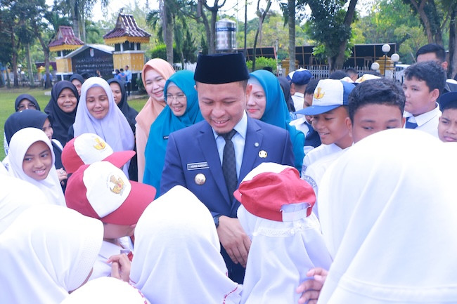 Hardiknas 2025, Pemko Pekanbaru Targetkan Pemerataan Pendidikan dan Penunjang Fasilitas Sekolah