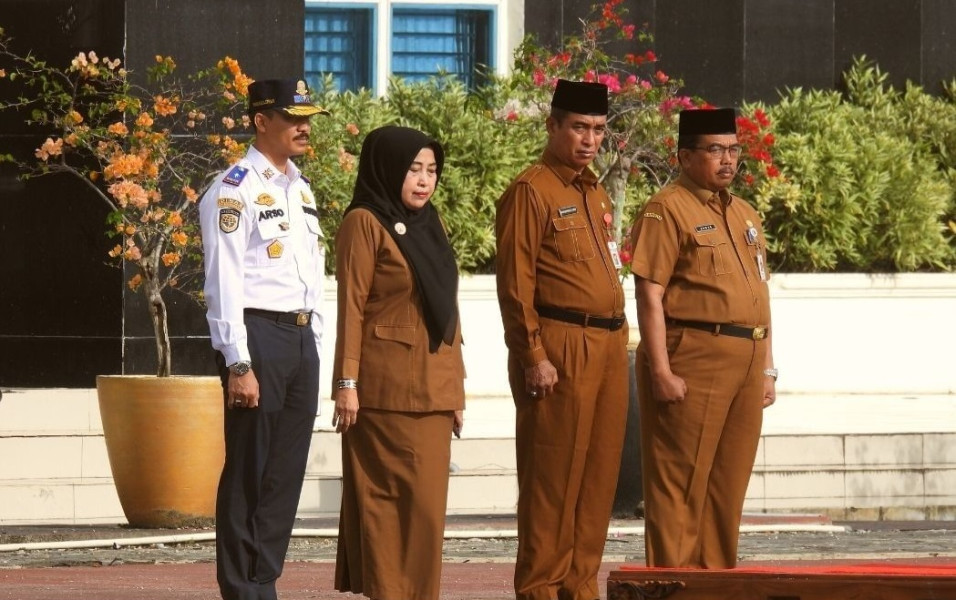 Apel Rutin di Perkantoran Tenayan, BPKAD Menjadi Petugas Upacara