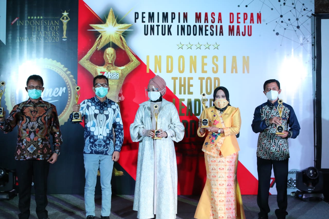 Anggota DPRD Pekanbaru Ida Yulita Terpilih Sebagai Indonesian The Top Leader Awards 2020