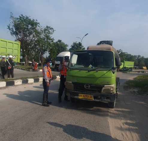 Bulan Depan Dishub Pekanbaru Bakal Tindak Truk ODOL Masuk Jalan Kota