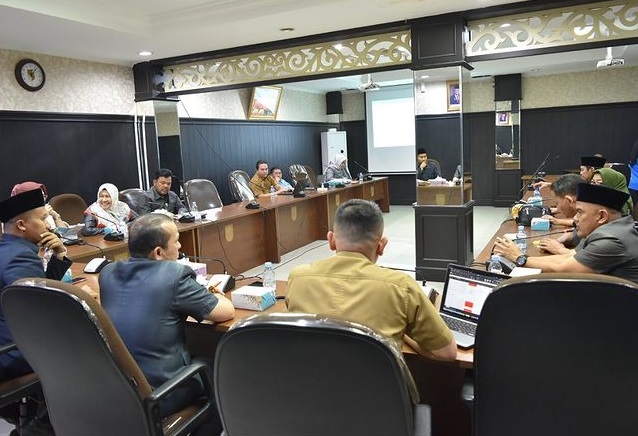 Gelar Rapat Banmus, DPRD Pekanbaru Sepakati Jadwal Reses