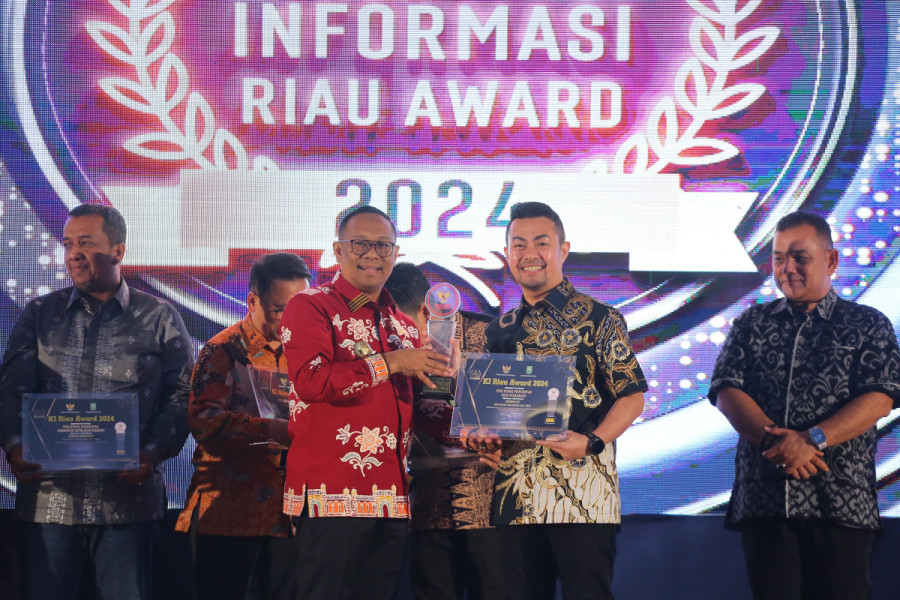 Pemko Pekanbaru Sabet Kategori Informatif dalam KI Riau Award 2024
