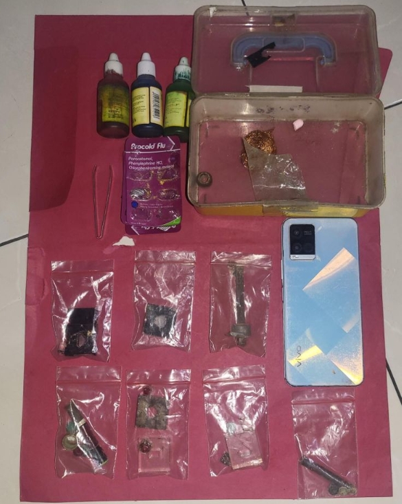 Bongkar Pembuatan Pil Ekstasi Palsu Dari Obat Flu, Polisi Amankan 3 Tersangka