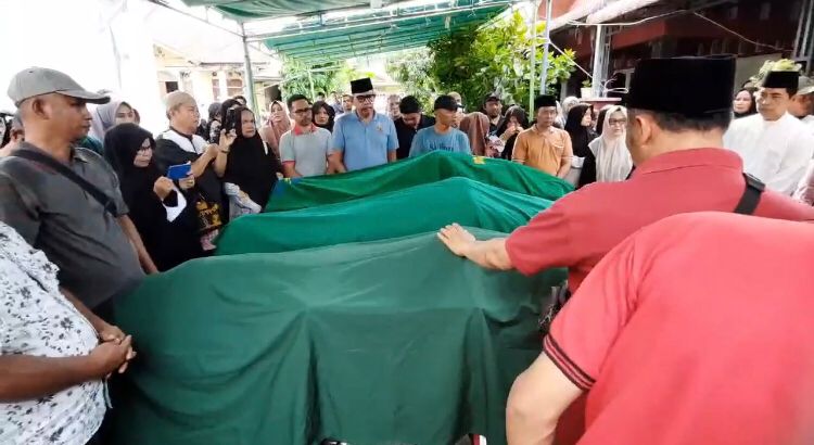 Kecelakaan Tragis di Pekanbaru: Satu Keluarga Dimakamkan, Keluarga Tuntut Keadilan
