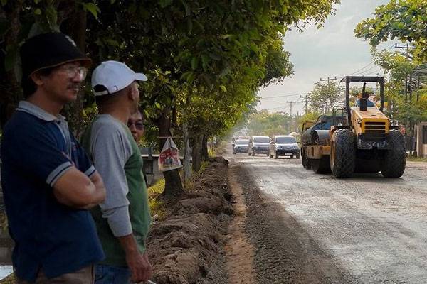 Dinas PUPR Pekanbaru Terus Menggesa Overlay Jalan Parit Indah