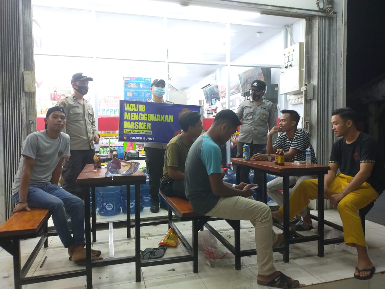 Polsek Bunut Patroli C3 Serta Sosialisasi Prokes