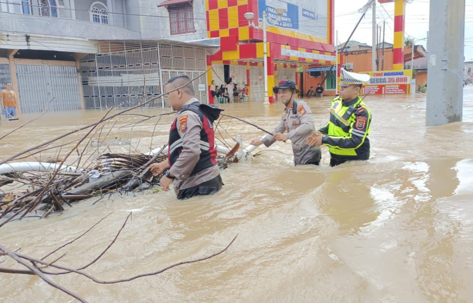 Sungai Batang Lubuh Meluap, Ratusan KK di Pasir Pengaraian Terdampak Banjir