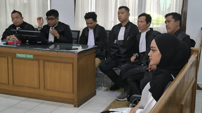 Selebgram Cut Salsabila Dituntut 6 Bulan Penjara atas Kasus Dugaan Penganiyaan Anak