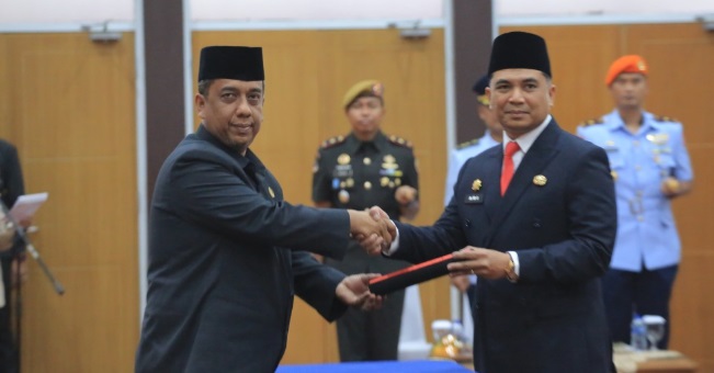 Kepala BPKAD Pekanbaru Hadiri Pelantikan Pj Sekda