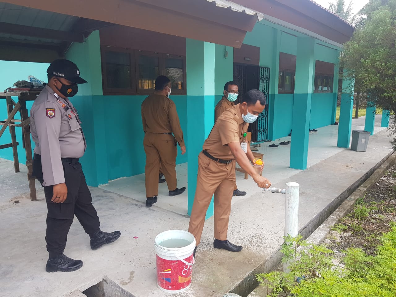 Polsek Kerumutan bersama Upika Tinjau PTM Terbatas