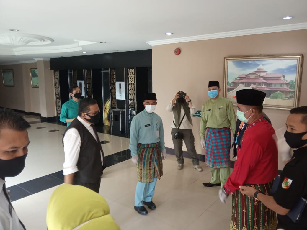 Turun ke Lapangan, DPM-PTSP Pekanbaru dan Tim Gugus Pastikan Hotel Terapkan Protokol Kesehatan