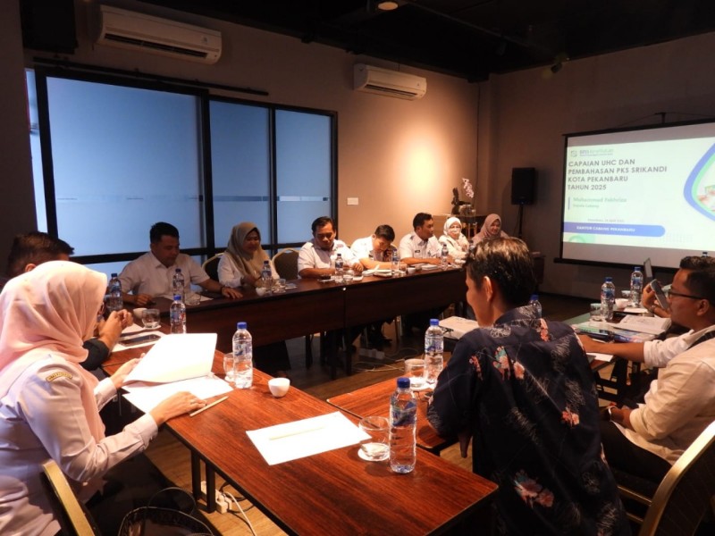BPKAD Kota Pekanbaru Hadir Dalam Pembahasan UHC dan Program Srikandi Tahun 2025