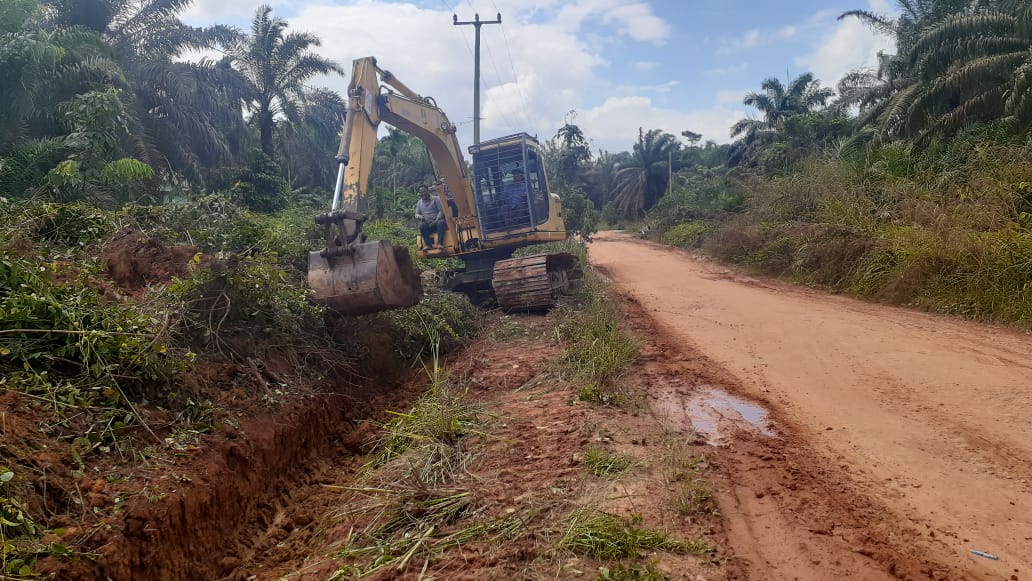 Pengerjaan Pemeliharaan Jalan Gajah Mada Duri KM 29 - 34 Sudah Dimulai