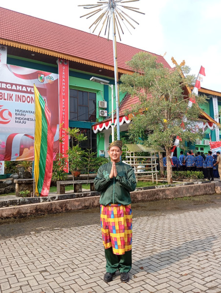 Pembinaan dan Pelatihan Guru di Indonesia