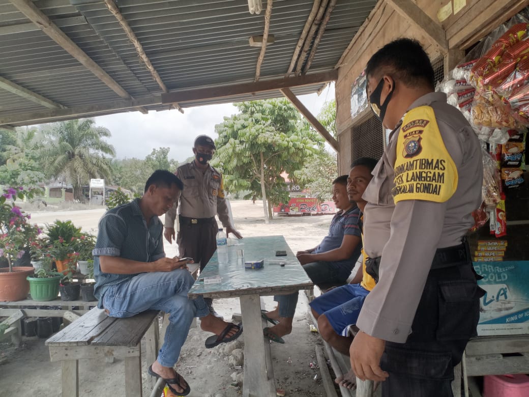 Polsek Langgam Patroli C3 dan Sosialisasi Antisipasi Covid-19