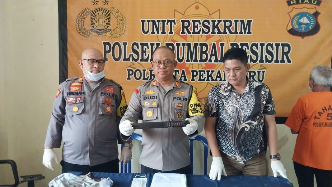 Viral! Pengemudi Pajero Aniaya Sopir Truk dengan Sangkur di Pekanbaru