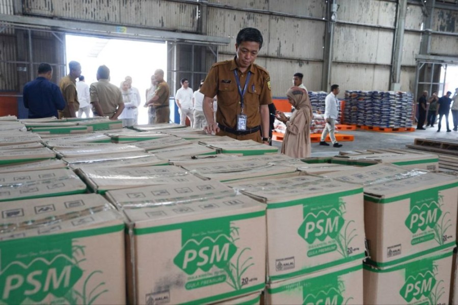 Bulog Pastikan Stok Beras dan Minyak Goreng di Riau Aman hingga Lebaran