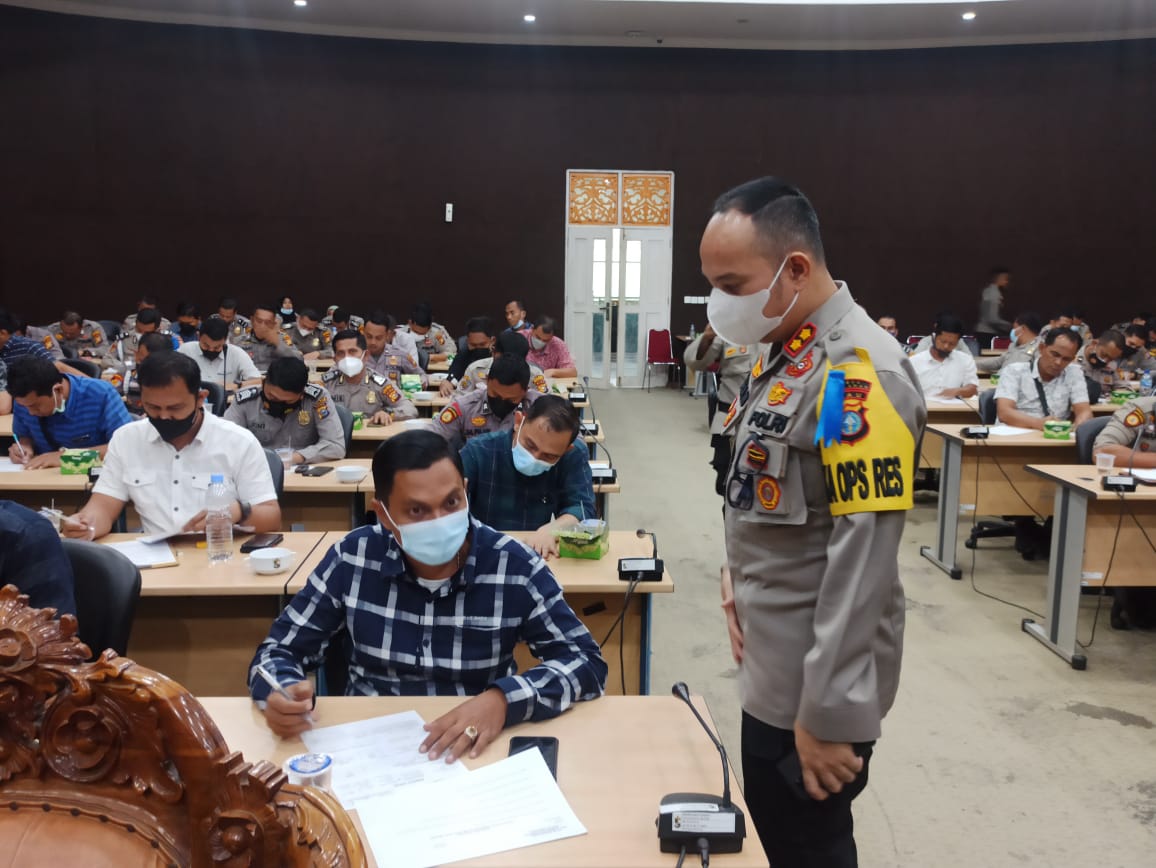 Kapolres Pelalawan Awasi Giat Tes Psikologi Calon Pemegang Senpi Personil