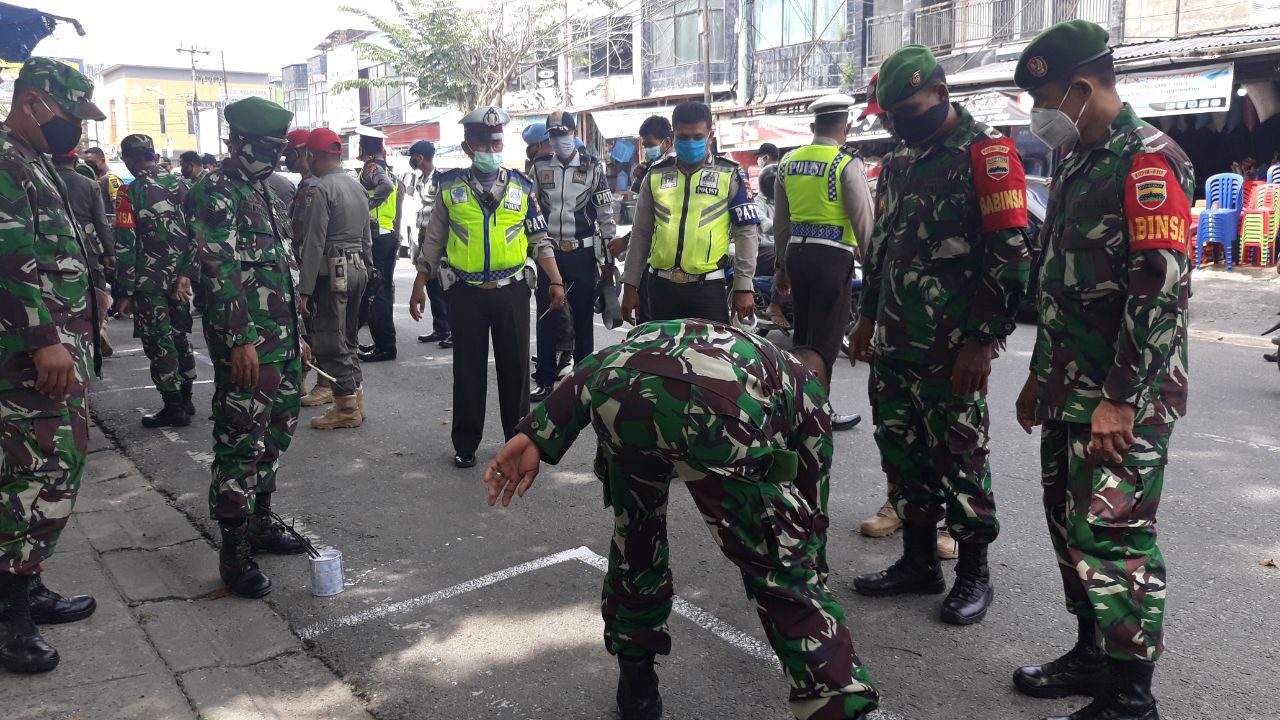Memutus Mata Rantai Covid -19, TNI - Polri dan Satpol PP Serta Dishub Lakukan Patroli Gabungan