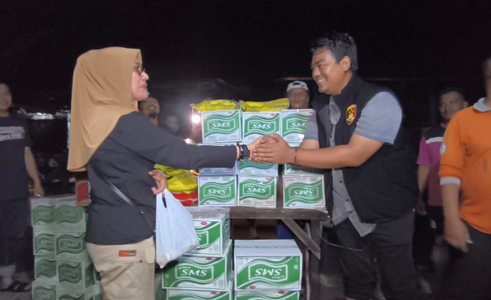 Banjir Rumbai, Satreskrim Polresta Pekanbaru Kirim Bantuan dan Patroli Jaga Keamanan