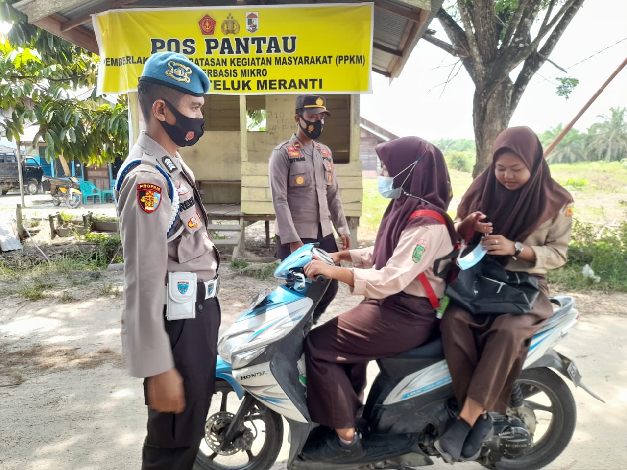 Polisi Teluk Meranti Monitor Penerapan Prokes Masyarakatnya