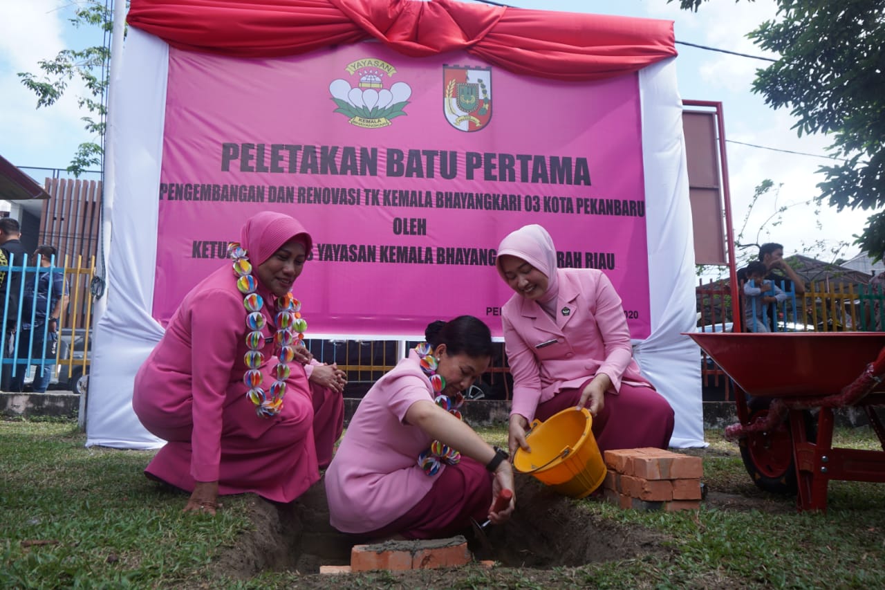 Bhayangkari Daerah Riau Komit Kembangkan Pendidikan