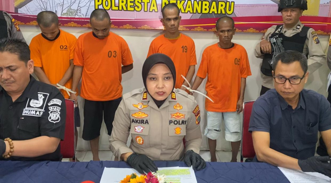 Polsek Senapelan Tangkap Empat Pencuri Besi dan Gerobak di Pekanbaru