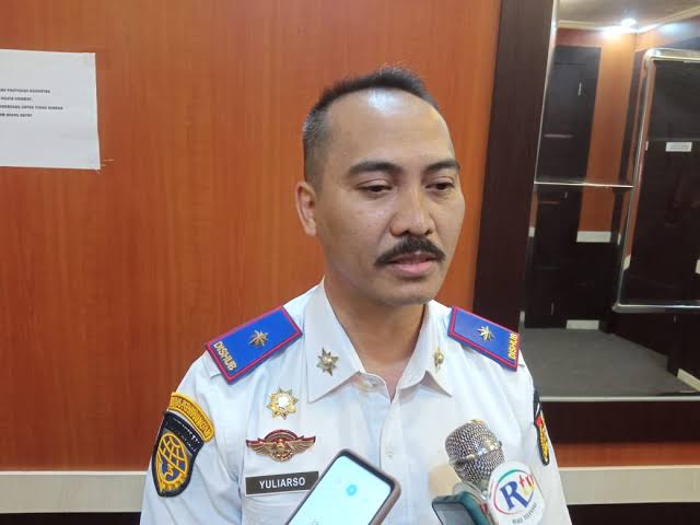 17 Lapak Dibongkar, Dishub Pekanbaru Kembalikan Fungsi Jalan di Pasar Bawah