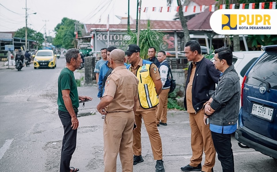 Dikeluhkan Masyarakat, Dinas PUPR Pekanbaru Sigap Tanggapi Terkait Jalan Rusak di Simpang Jalan Ahmad Yani I