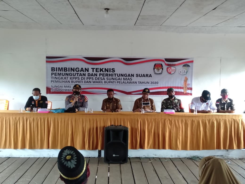 Kapolsek Kuala Kampar Hadiri Bimbingan Teknis Pemungutan dan Penghitungan Suara Tingkat KPPS