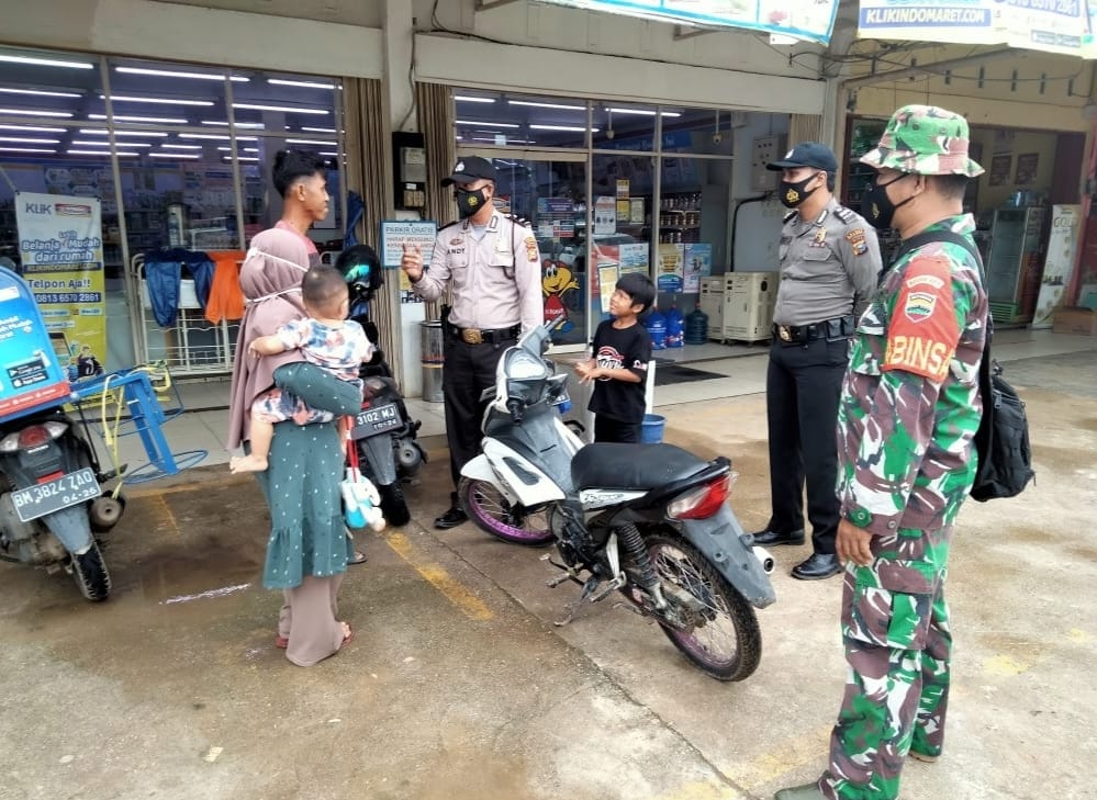 Polsek Pangkalan Lesung Berikan Imbauan Prokes Terhadap Masyarakat