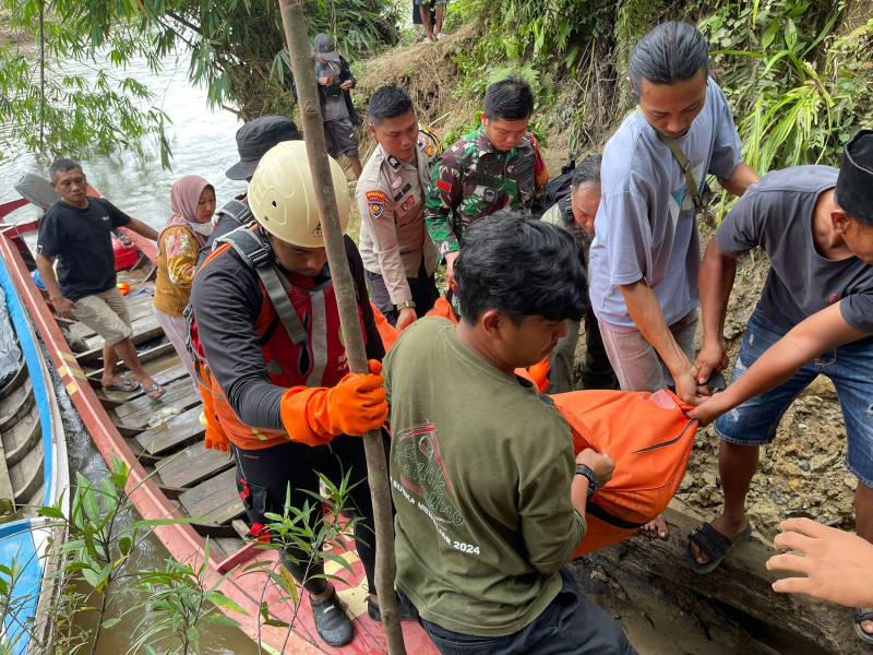 Mahasiswa UIN Suska Pekanbaru Ditemukan Meninggal Setelah 3 Hari Hanyut di Sungai Gansal