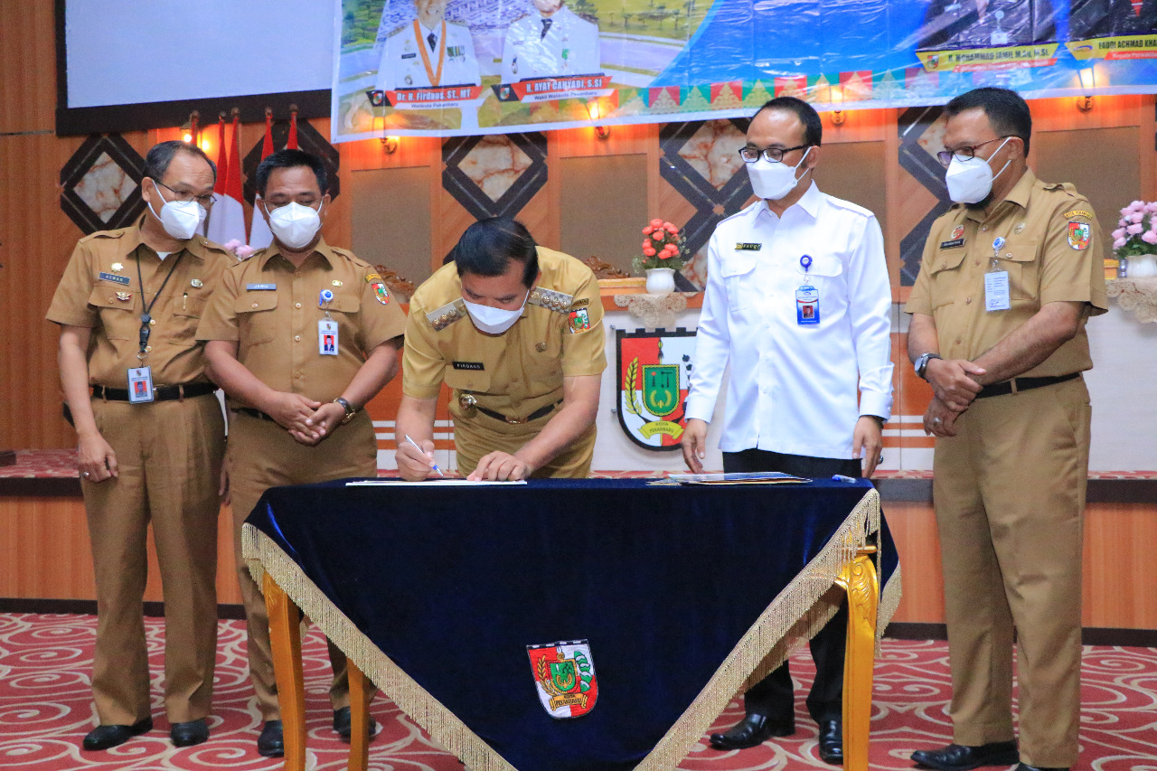 Butuh Pendamping, Pemko Pekanbaru dan BPKP Riau Teken MoU