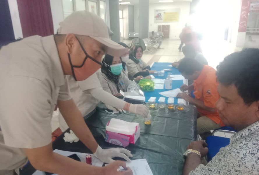 Terminal BRPS Gelar Tes Urine, Seluruh Sopir Bus Dinyatakan Negatif Narkoba