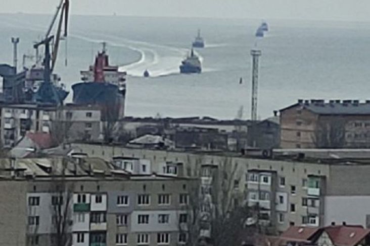 Semakin Memanas, Kapal-kapal Perang Rusia Tiba di Ukraina