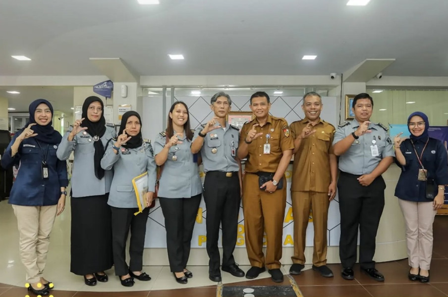 Menkumham Riau Sambangi DPMPTSP Pekanbaru, Diskusi Sarana untuk Disabilitas