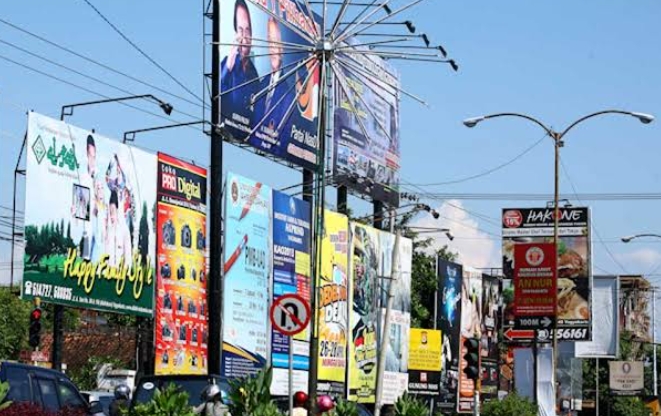 Pemko Pekanbaru Ingatkan Pemilik Tiang Reklame Yang Masa Berlakunya Habis Segera Urus Izin